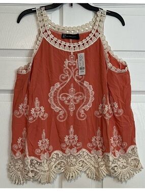 NY&C Lace Embroidered Sleeveless Boho Chic Top (Size: M) - Brand New